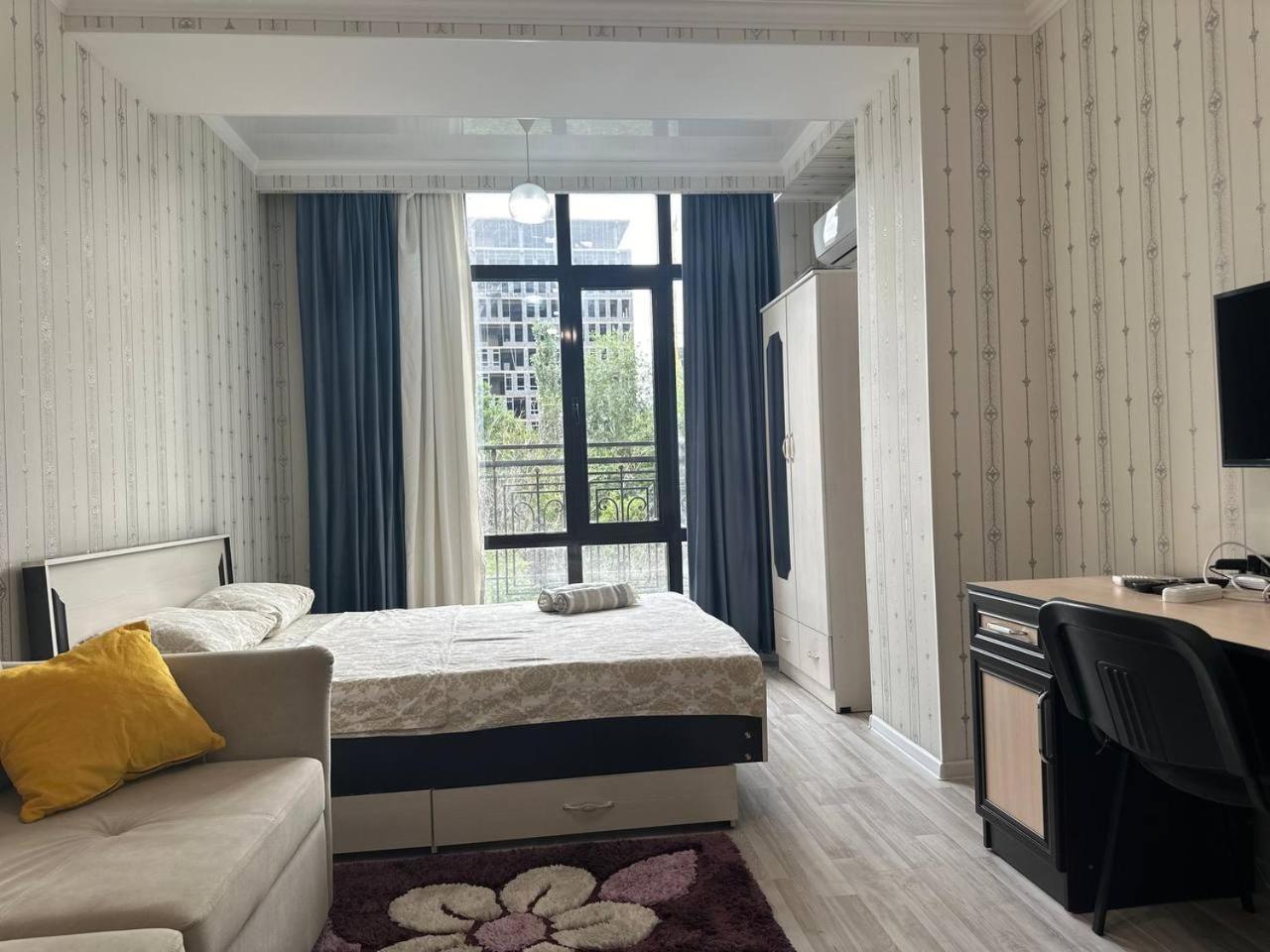 Apartments "Harmony" On Sydykova St 156А Biskek Kültér fotó