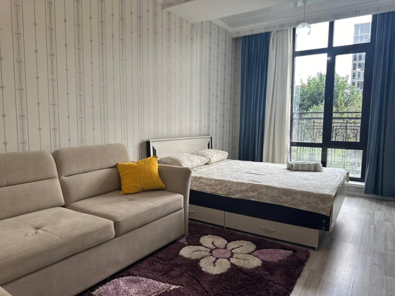 Apartments "Harmony" On Sydykova St 156А Biskek Kültér fotó
